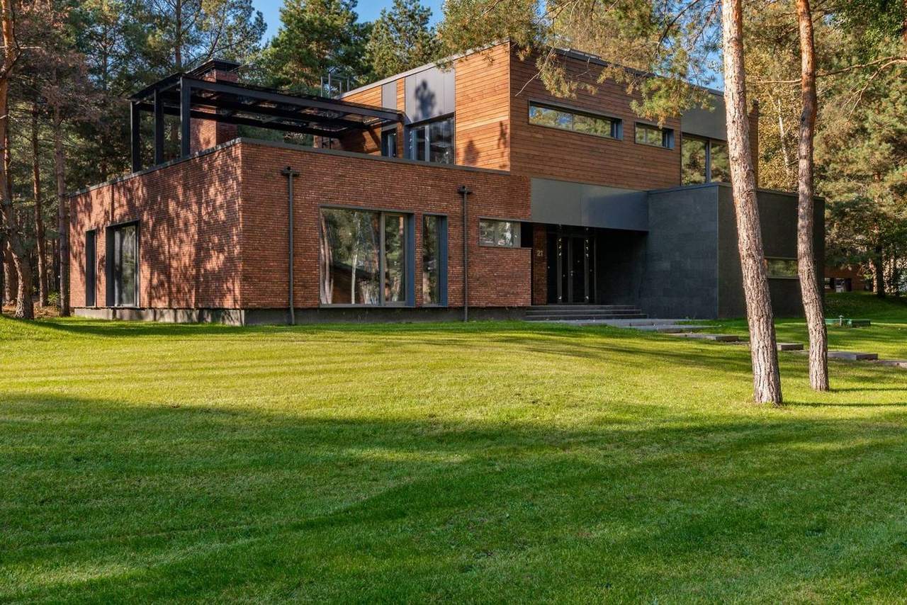 A modern brick home built by BuildRight
